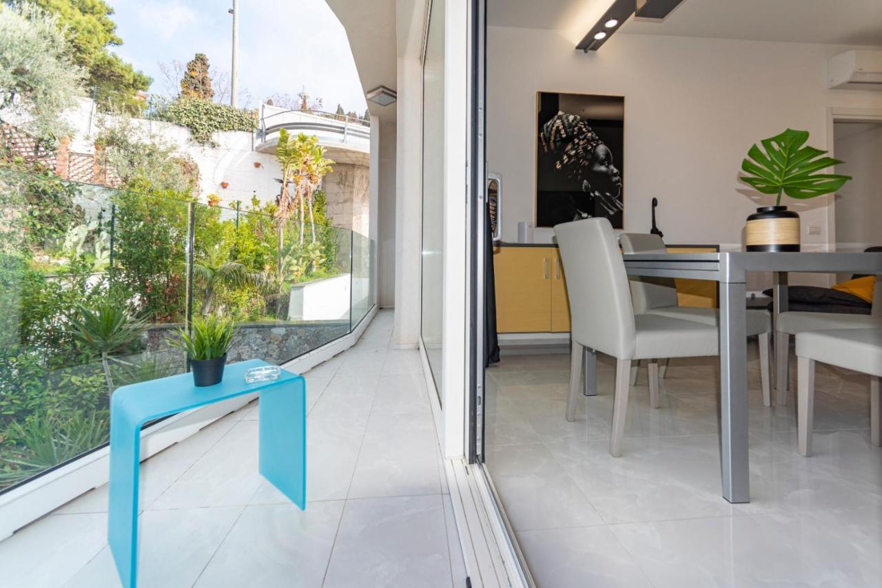 Minerva Luxury Town Center , Pool And Parking Apartment Taormina Exterior foto